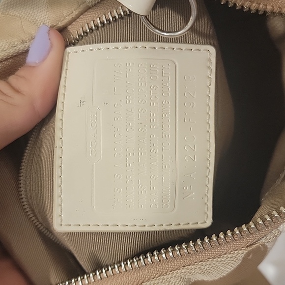 Authentic Coach A1220-F19218 Cream & Gold Color Handbag - Picture 5 of 5